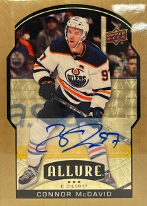 Base Golden Treasures Auto Connor McDavid
