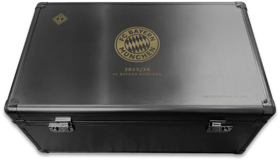 2023-24 Topps Transcendent FC Bayern Munchen Soccer